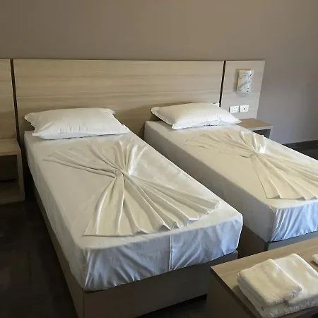 Ξενοδοχείο Herges 3*